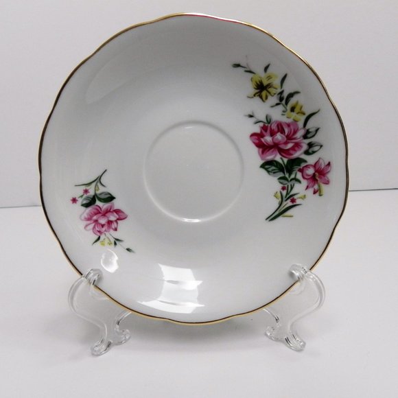 Collectable Vintage Yong Sheng Porcelain Cup & Saucer Red and Yellow Flowers - Picture 2 of 8